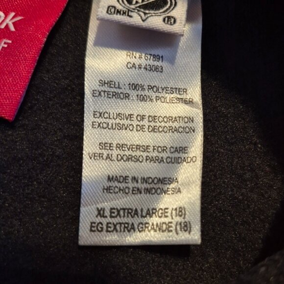 Boston Bruins boys size XL or 18 long sleeve fleece pull over 1/4 zipper NWT - Picture 6 of 6